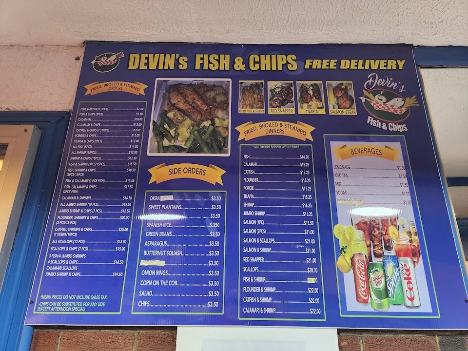 Drinks and seafood orders shown on a simple menu.